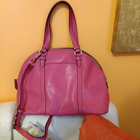 Coach Handbag - Picture 4 of 7